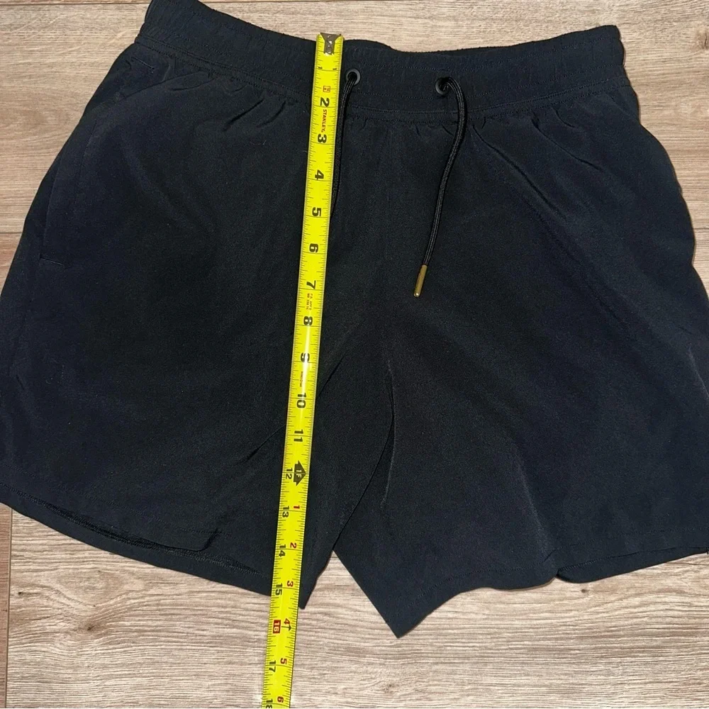 Gilly Hicks Black Athletic Men's Shorts 5” Size XS compression lined